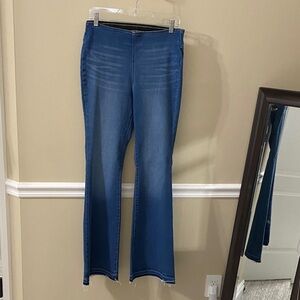 Elegant Blue Flare Jeans for Women